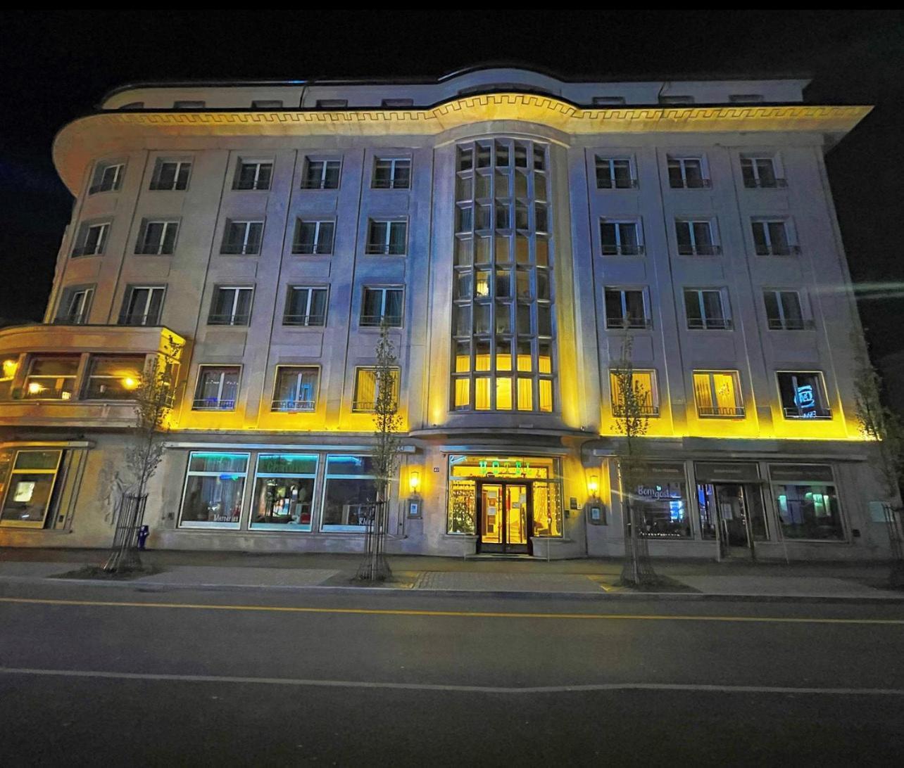 Hotel Athmos لا شو دو فون المظهر الخارجي الصورة